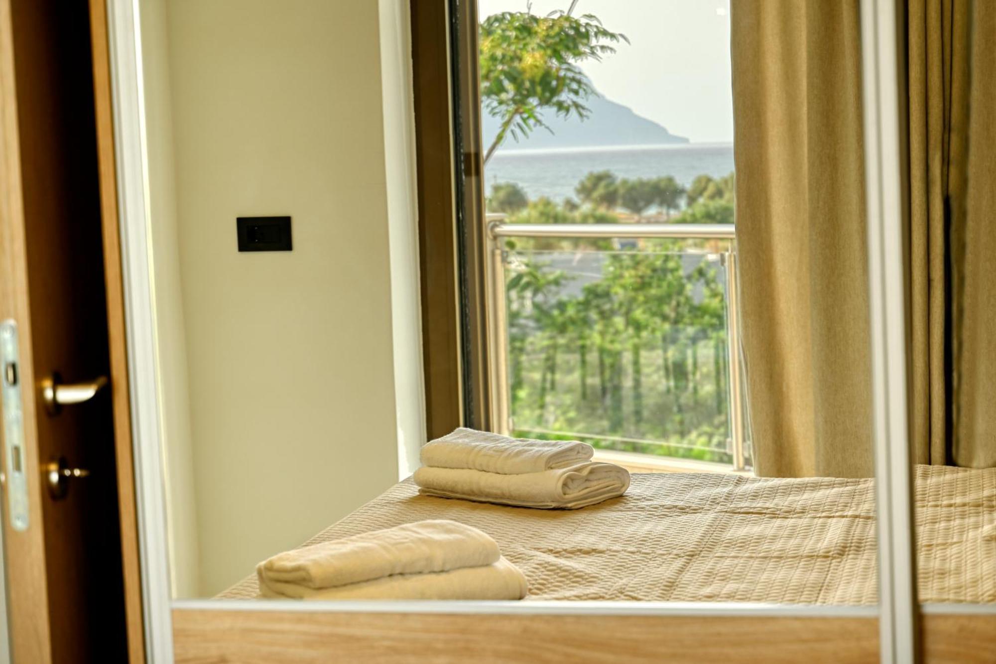 דירות קיסאמוס Eagle Bay Loft מראה חיצוני תמונה